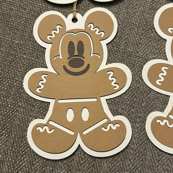 Mickey and Minnie Mouse gingerbread gift tags - Picture 2 of 4